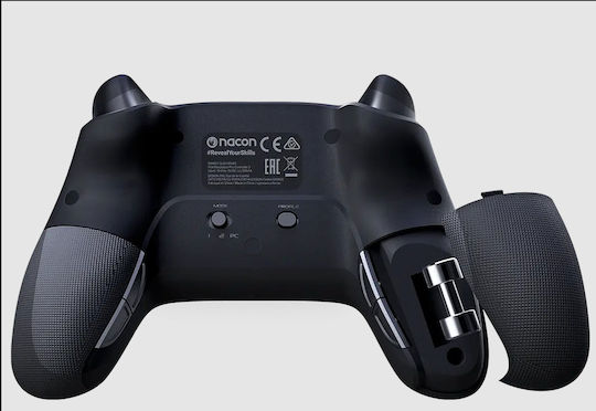 Nacon Revolution Unlimited Pro Wireless Gamepad Pentru PS4 Camo