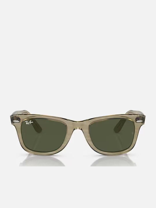 Ray Ban Wayfarer Unisex Sunglasses with Green Plastic Frame and Green Lens