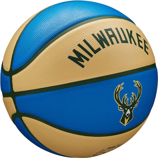 Wilson Team City Edition Milwaukee Bucks Basketball Draußen