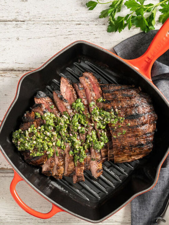 Le Creuset Cerise Grill made of Cast Iron Red-Black 26cm