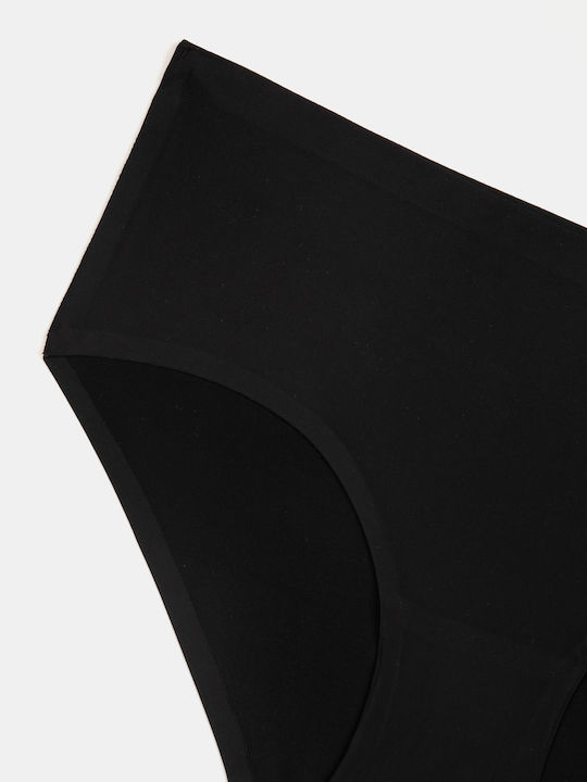 Einfache nahtlose schwarze Slips