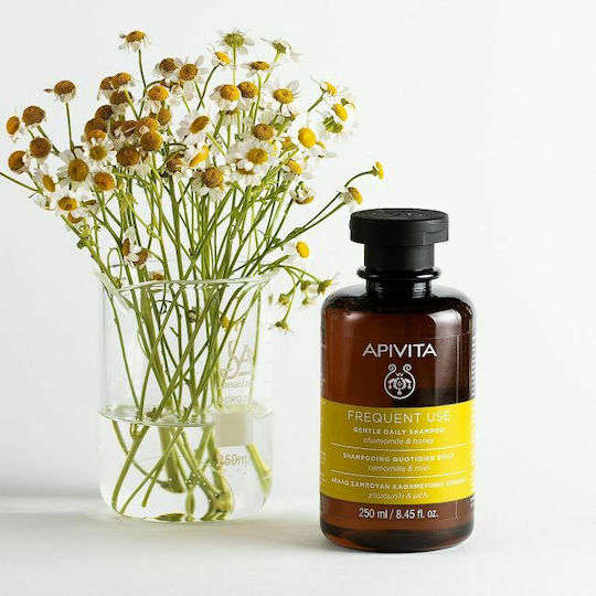 Apivita Frequent Use Chamomile & Honey Σαμπουάν Αναδόμησης/Θρέψης & Ενυδάτωσης για Όλους τους Τύπους Μαλλιών 250ml