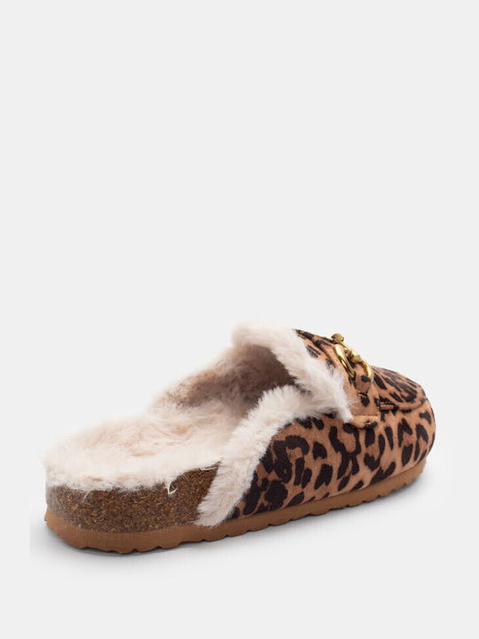 Luigi Winter Women's Slippers with fur in Brown color