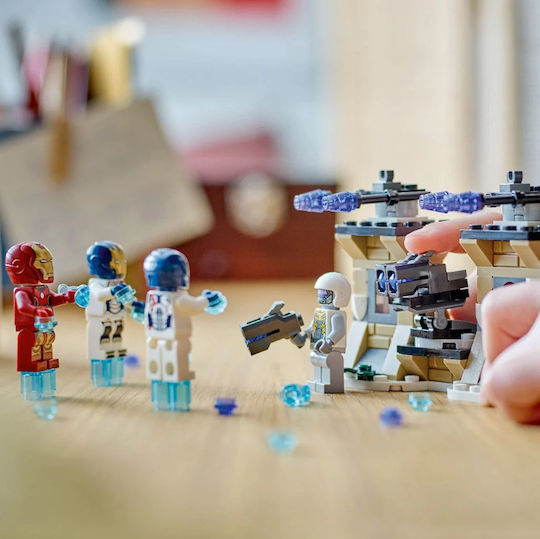 LEGO Marvel Iron Man și Iron Legion vs. Hydra Soldier pentru 6+ Ani 135 Bucăți