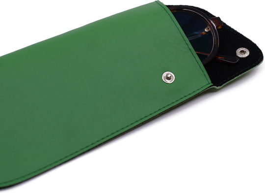 Hard Eyeglass Case with Magnetic Closure Green