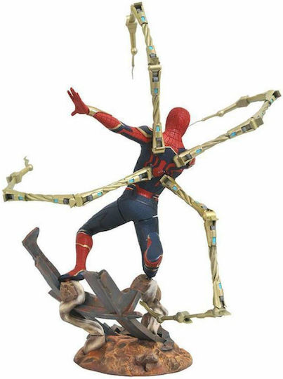 Diamond Comic Distributors Marvel Avengers: Spiderman Iron: Spiderman Iron Figure height 30cm