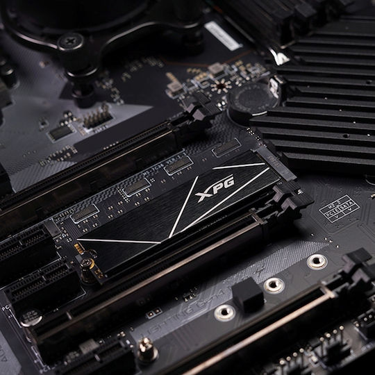 Adata XPG Gammix S70 Blade SSD 4TB M.2 Type with PCI Express 4.0 Connection and Heatsink PS5 Compatible AGAMMIXS70B-4T-CS
