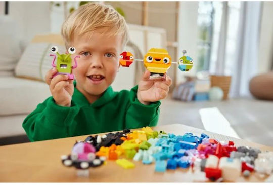 LEGO Lego Klassiker Kreativer Raum Planeten für 5+ Jahre 450Stücke