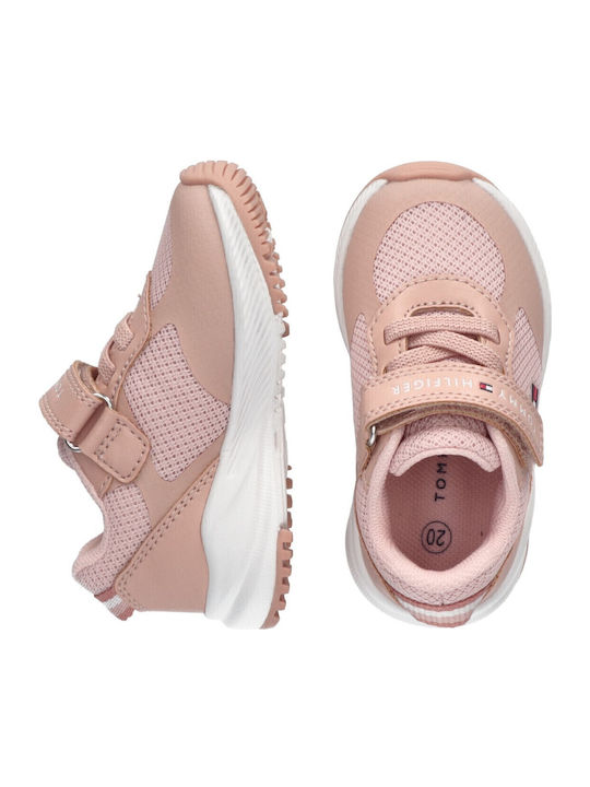 Cut Lace-up Kids Sneakers with Scratch Pink