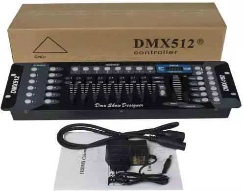 Lighting Console with 1024 Control Channels / 10 XLR Inputs