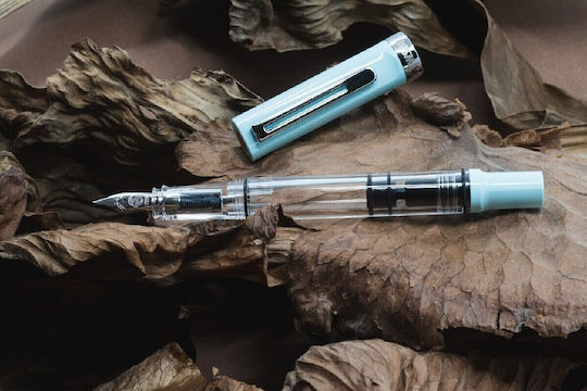 Twsbi Kalligraphiefüller Mittel Grün mit Grün Tinte