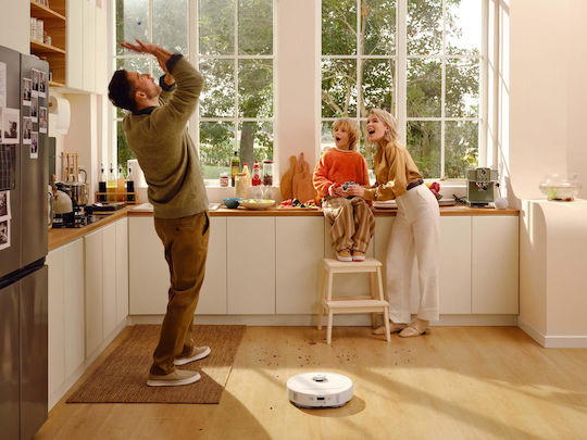Roborock Qrevo MaxV Robot Vacuum Cleaner with Laser Mapping & 7000Pa Suction Power White
