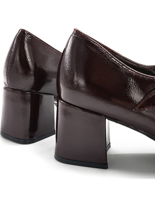 Pumps mit Riemchen Burgundisch