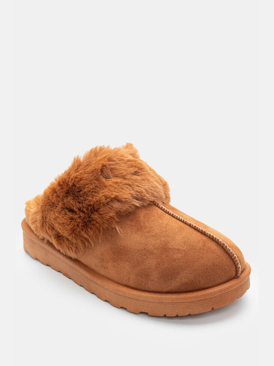 Luigi Winter Women's Slippers with fur in Brown color