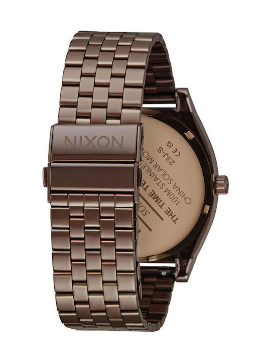 Nixon Herrenuhr Solar mit Braun Metallarmband
