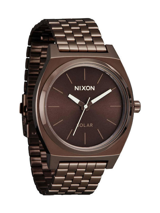 Nixon Herrenuhr Solar mit Braun Metallarmband