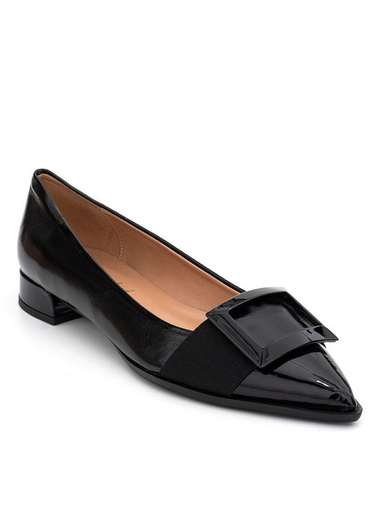 Perlapura Leather Pointed Toe Black Low Heels