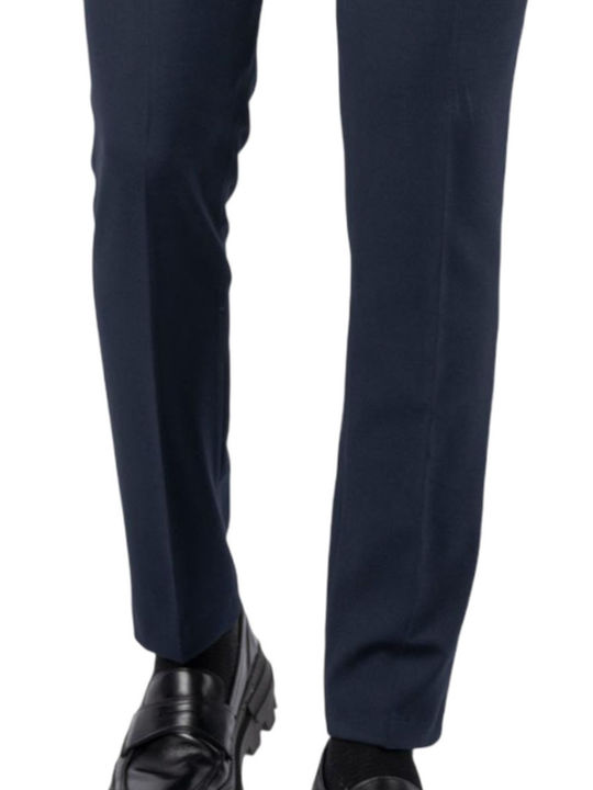 Dezign Men's Trousers in Slim Fit Navy