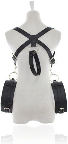 Naughty Toys BDSM Kit in Schwarz Farbe