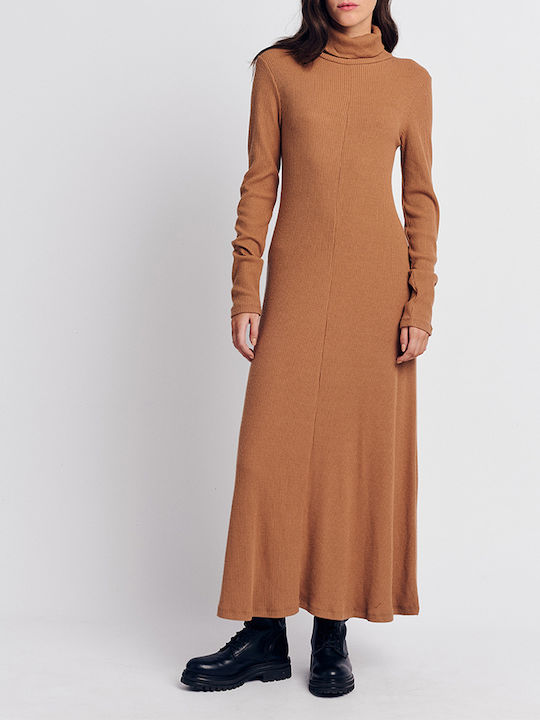 Forel Maxi Dress Knitted Turtleneck Biege