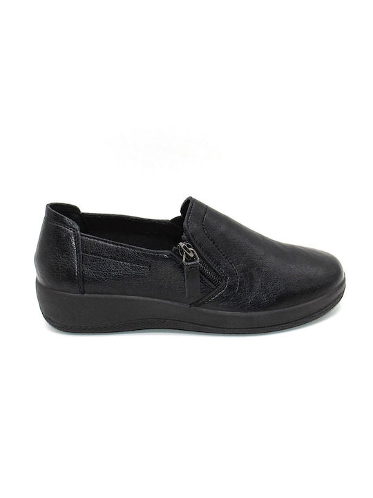 Moenia Leather Women's Loafers in Black Color