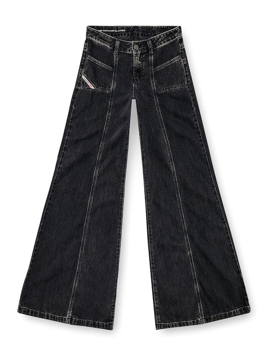 Diesel Damenjeanshose Schlaghose in Bootcut Passform Schwarz