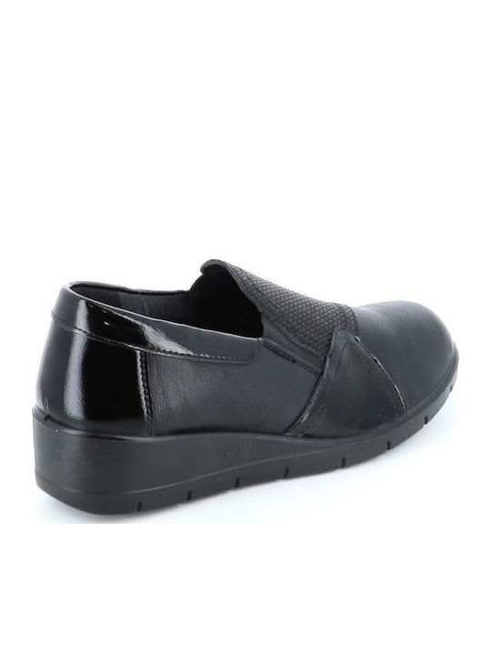 Leather Women's Moccasins in Black Color