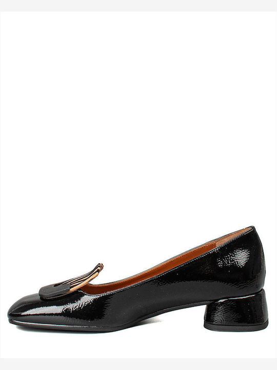 Wall Street Leather Women's Loafers in Black Color