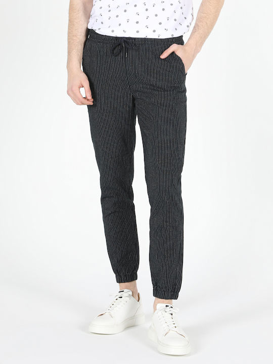Hose in Schlanker Passform Navy Blue