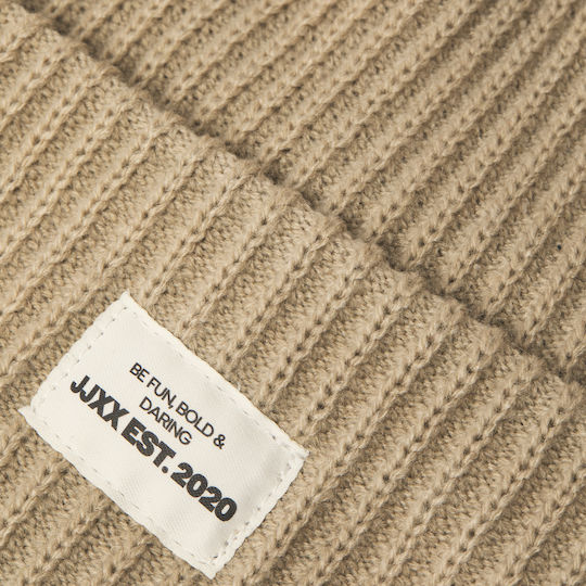 Beanie Beanie Knitted in Beige color