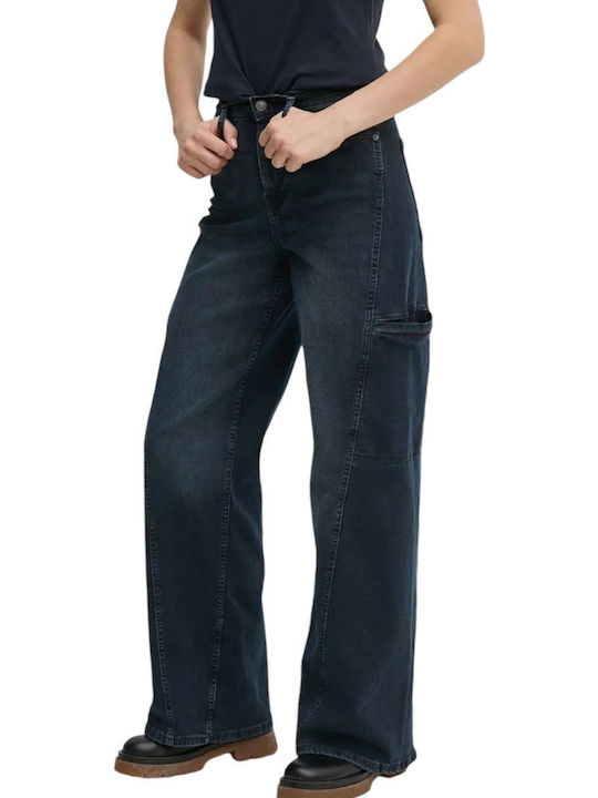 DKNY