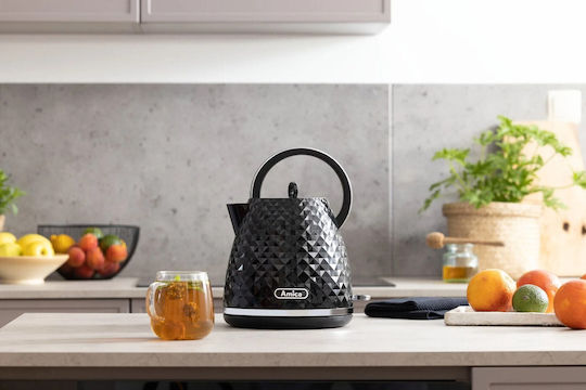 Amica Електрически Кана 1.7л 2200W Черна