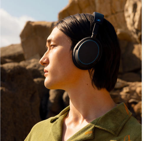 Sennheiser Accentum Ασύρματα / Ενσύρματα Over Ear Ακουστικά με 50 ώρες Λειτουργίας και Quick Charge Πολύχρωμα