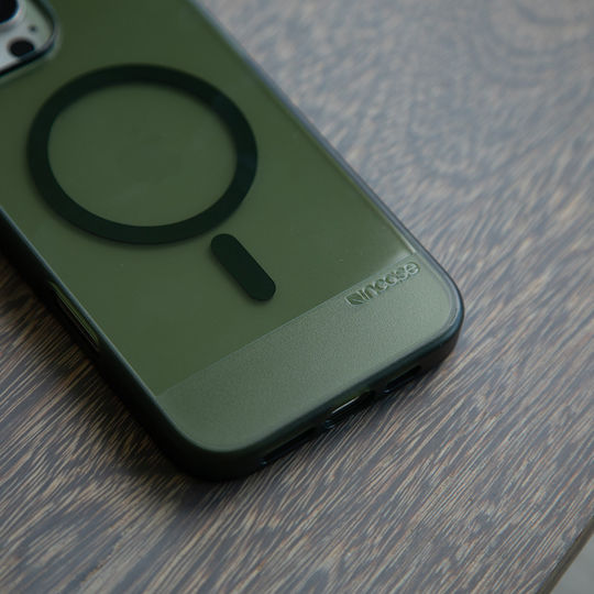 Carcasă Slim Incase Magsafe pentru Iphone 16 Plus, Highland Green