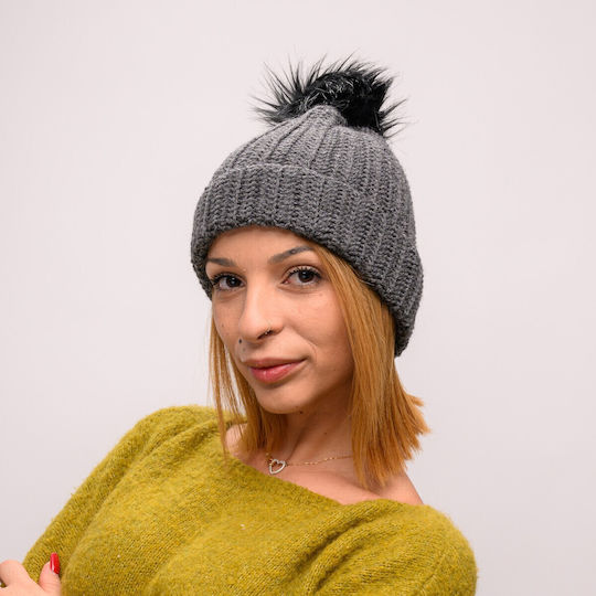 Pom Pom Beanie Beanie with Rib Knit in Gray color