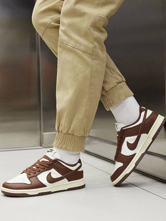 Nike Dunk Sneakers Brown