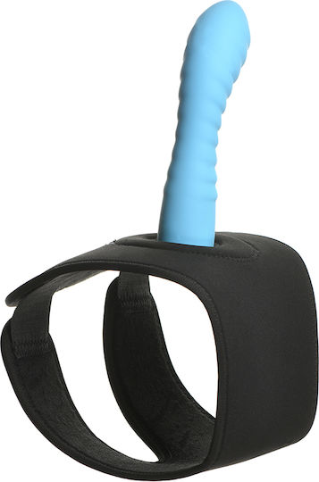 XR Gurtzeug mit Dildo in Schwarz Farbe
