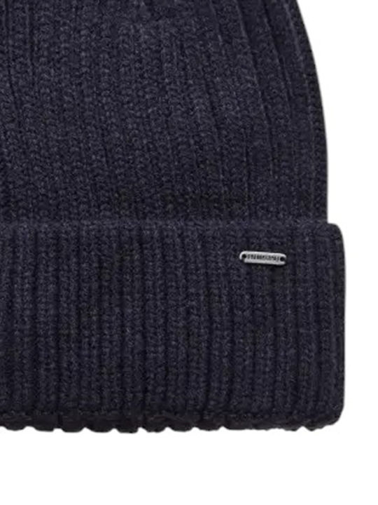 Beanie Beanie Knitted in Blue color