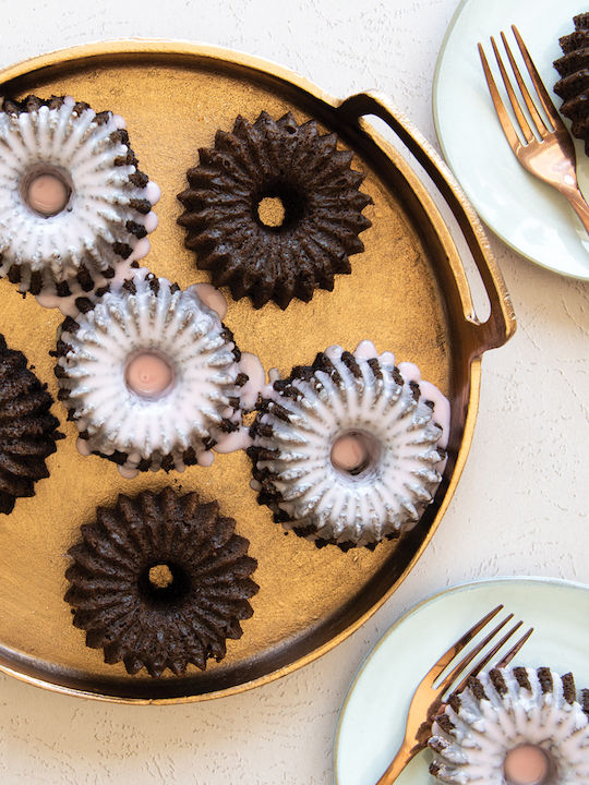Nordicware Φόρμα Ζαχαροπλαστικής για Κέικ από Αλουμίνιο 38x23x5εκ.