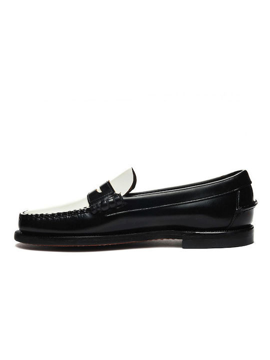 Women's Moccasins in Black Color