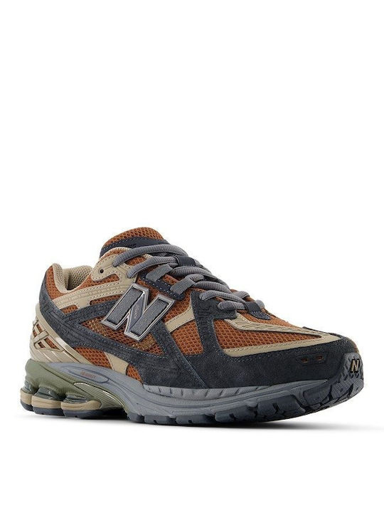 New Balance Sneakers Brown