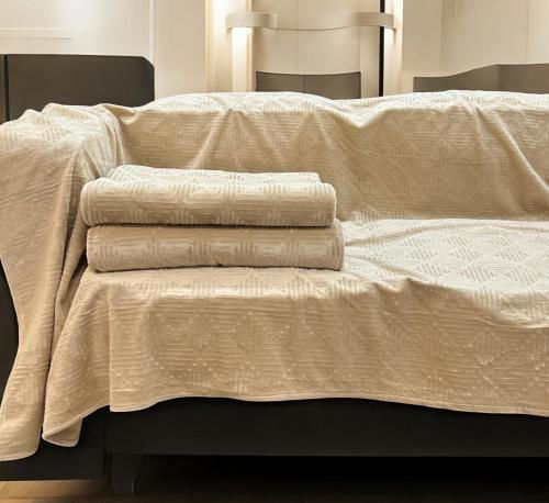 Linea Home Vendome Ριχτάρι Διθέσιου Καναπέ Ζακάρ 180x240εκ. Μπεζ
