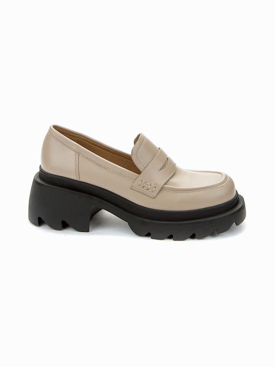 Betsy Women's Loafers in Beige Color