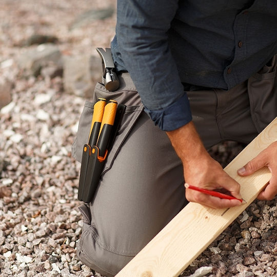 Fiskars Μαχαίρι Μαύρο σε Θήκη