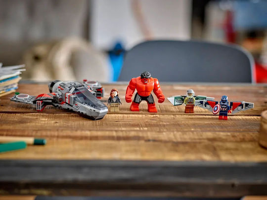 LEGO Marvel Captain America Vs Red Hulk Battle for 8+ Years 223 Pieces