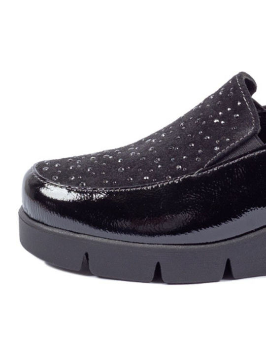 Softies Women's Moccasins in Black Color