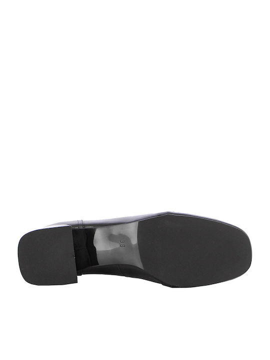 Leather Women's Moccasins in Black Color