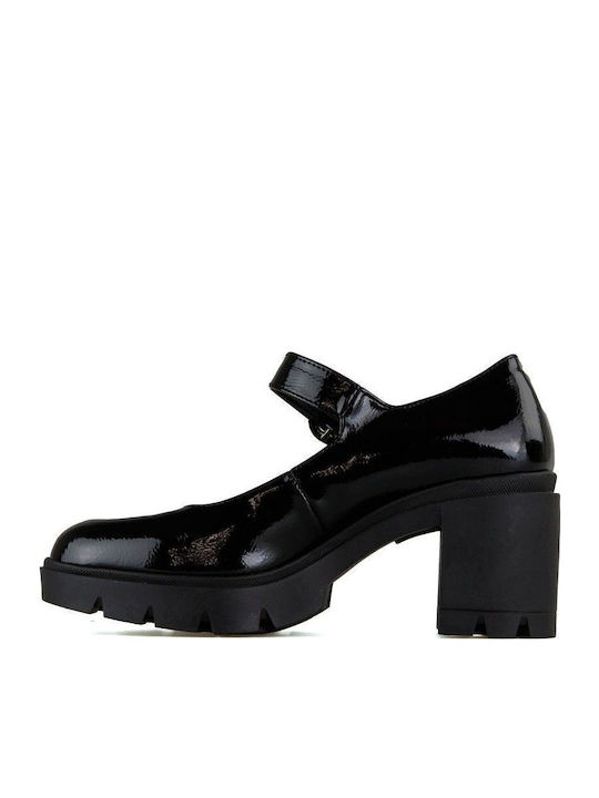 Sandals from Patent Leather Black