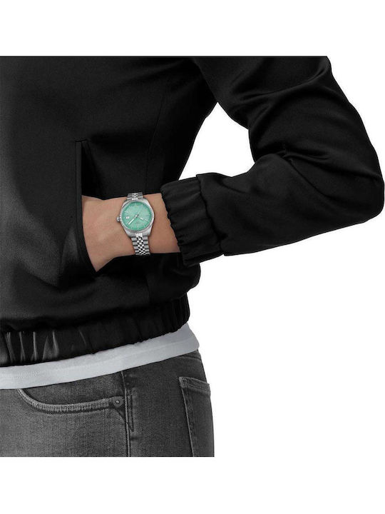 Tissot T-classic Дамски Часовник Кварцов С Сребриста Метална Верижка