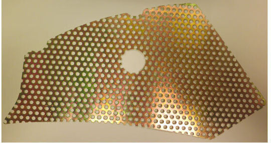 Keeway Motorrad-Luftfilter 250 13'-16' INNENMETALLSIEB ORIGINAL Keeway Silberklinge